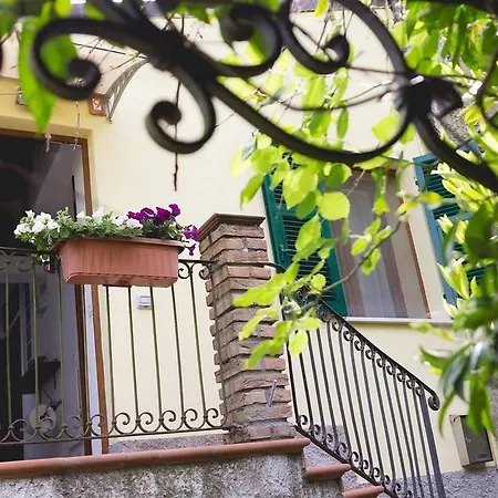 Borgo Foce La Spezia Lägenhet *